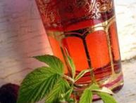  Как применяются полезные свойства листьев малины в народной медицине 